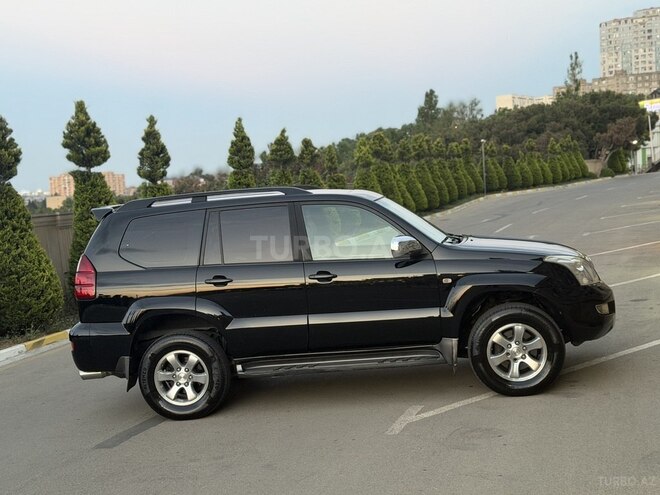 Toyota Land Cruiser Prado-18