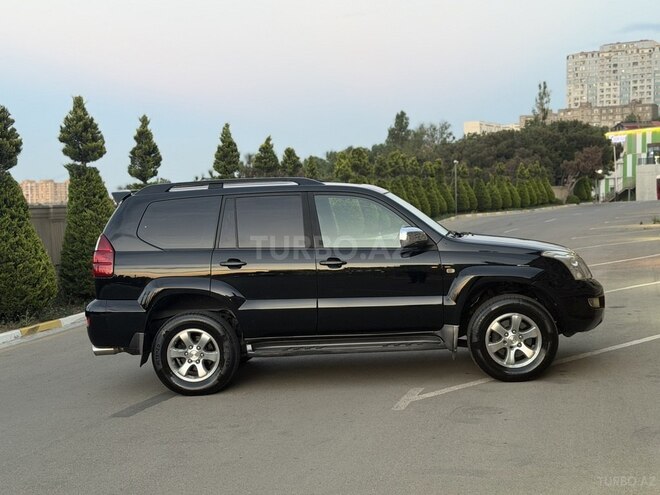 Toyota Land Cruiser Prado-19
