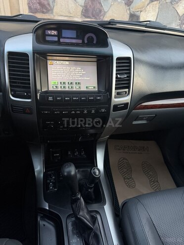 Toyota Land Cruiser Prado-15