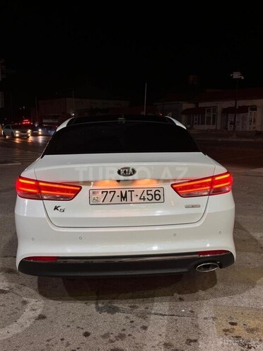 Kia K5-8