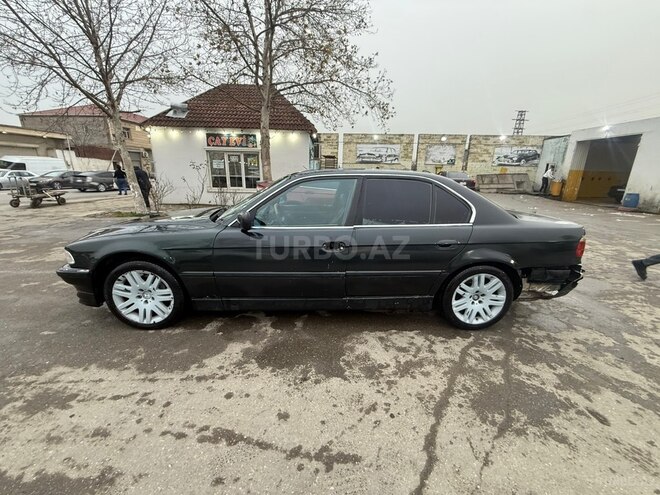 BMW 728-6