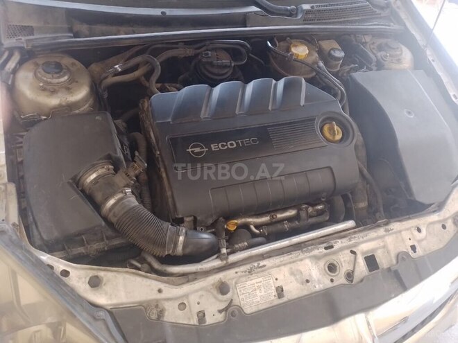 Opel Vectra-11