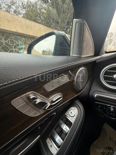 Mercedes C 300-7
