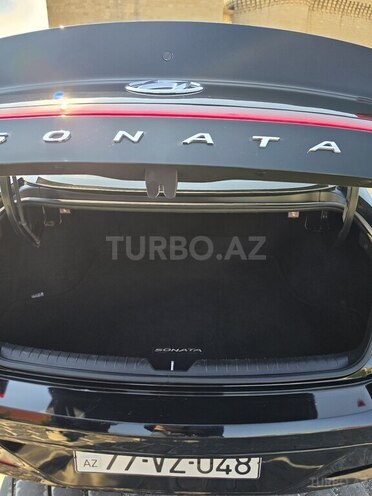 Hyundai Sonata-19