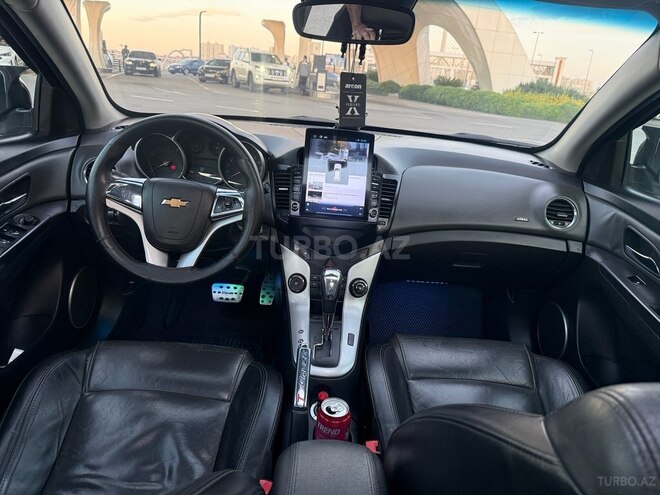 Chevrolet Cruze-9