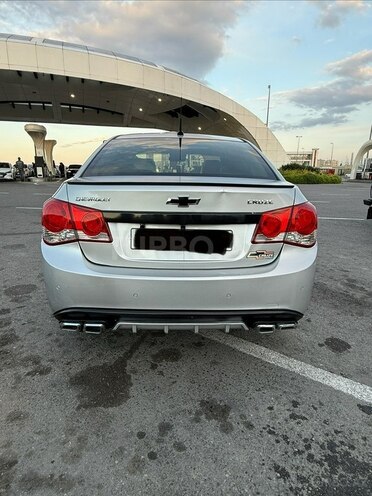Chevrolet Cruze-4