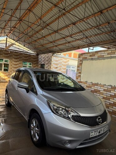 Nissan Note-1
