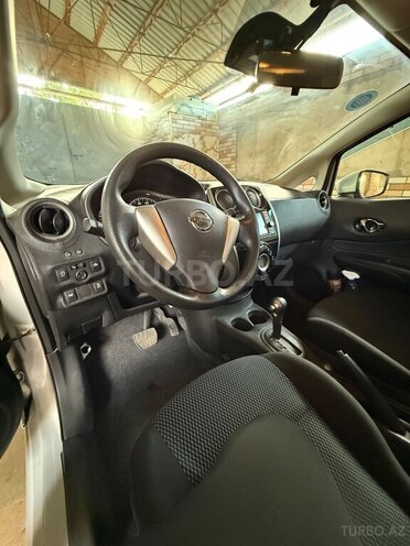 Nissan Note-5