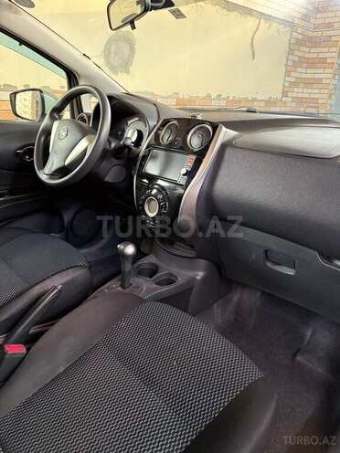 Nissan Note-7