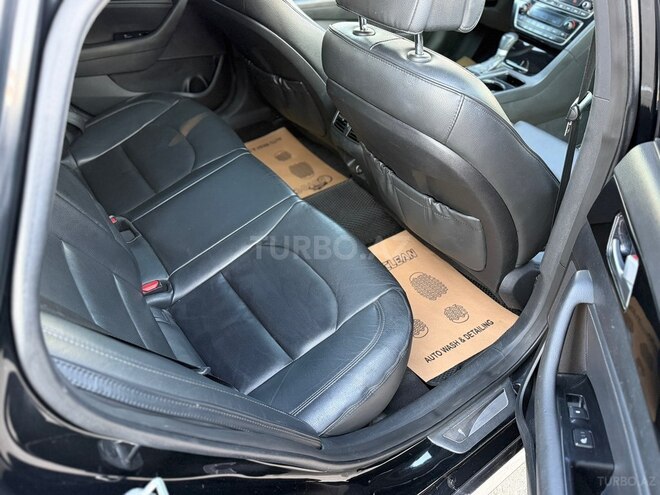 Hyundai Sonata-14