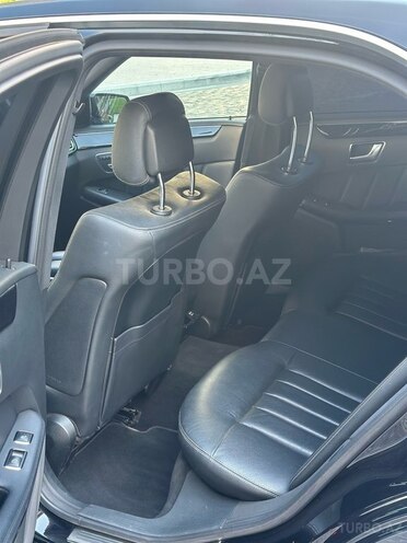 Mercedes E 220-7