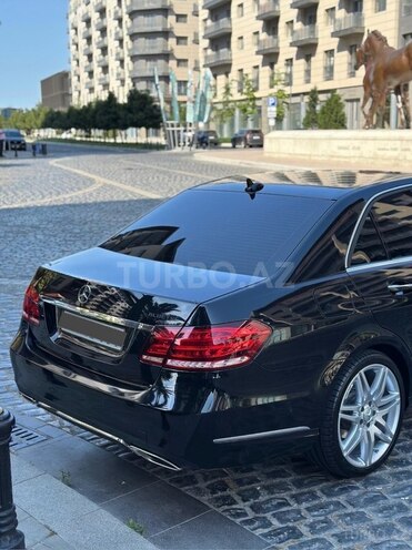 Mercedes E 220-5