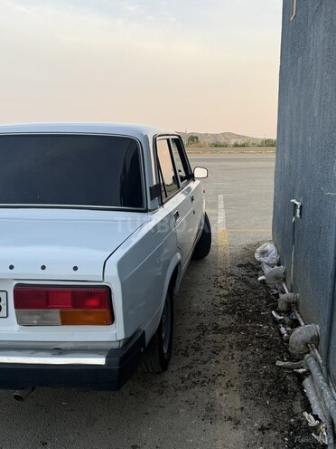 LADA (VAZ) 2107-3