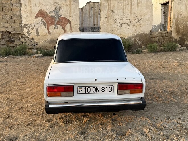 LADA (VAZ) 2107-5