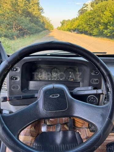 Ford Transit-11