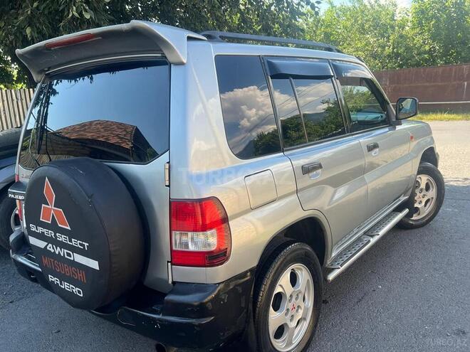 Mitsubishi Pajero io-2