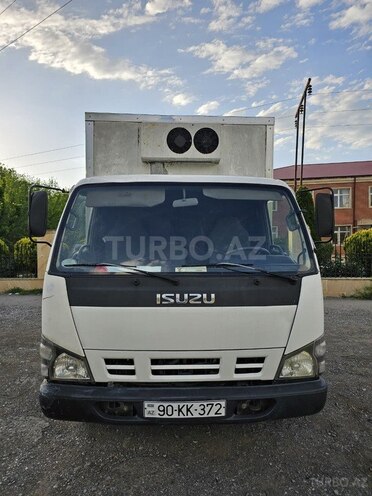 Isuzu NPR 66 L-9