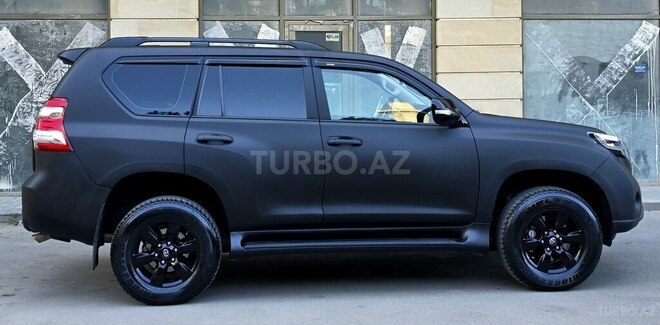 Toyota Land Cruiser Prado-16