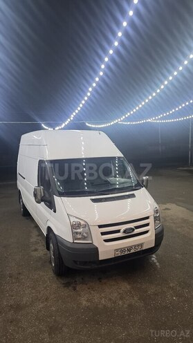 Ford Transit-1