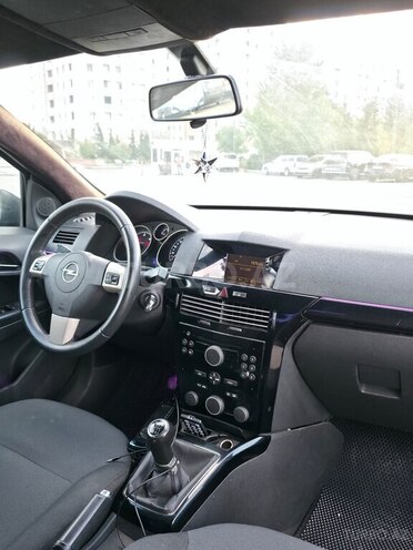 Opel Astra-7