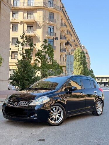 Nissan Tiida-4