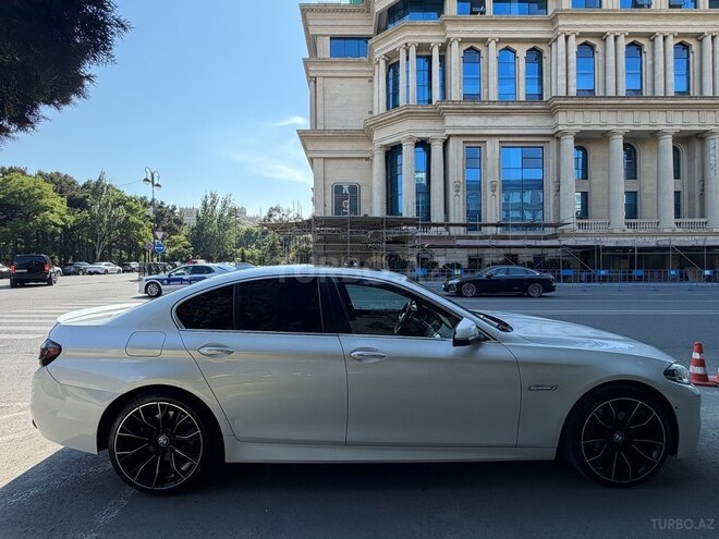 BMW 528-4
