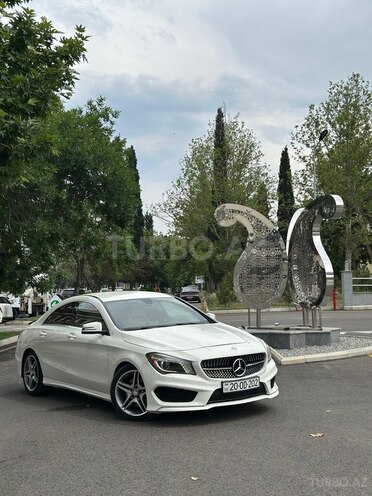Mercedes CLA 250 4MATIC-1