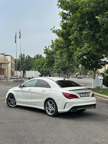 Mercedes CLA 250 4MATIC-6