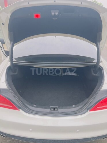 Mercedes CLA 250 4MATIC-11