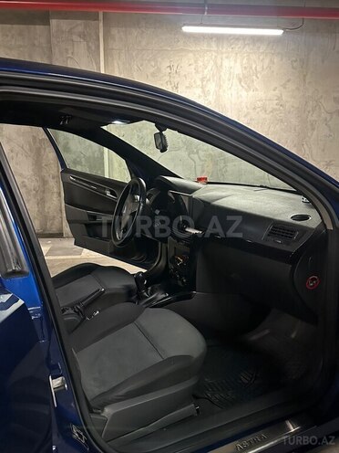 Opel Astra-8