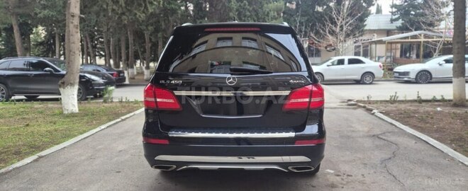 Mercedes GLS 450 4MATIC-2