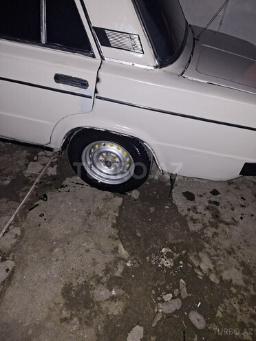 LADA (VAZ) 2106-7