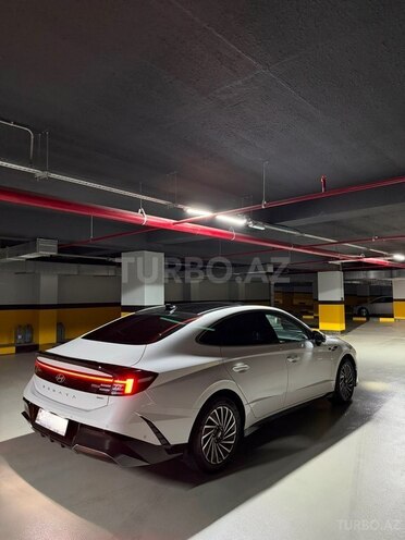 Hyundai Sonata-3