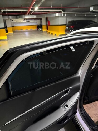 Hyundai Sonata-11