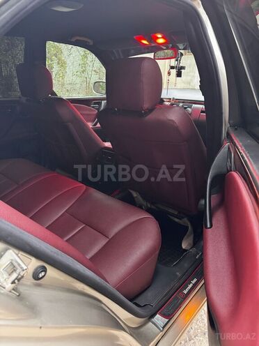 Mercedes E 220-17