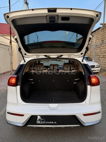 Kia Niro-6