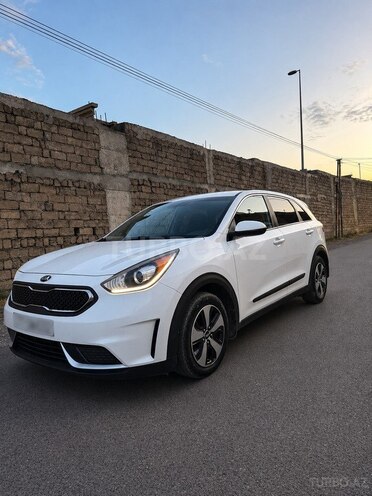 Kia Niro-5