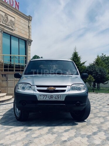 Chevrolet Niva-2