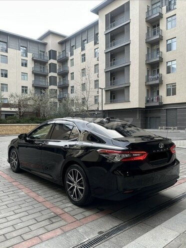 Toyota Camry-4