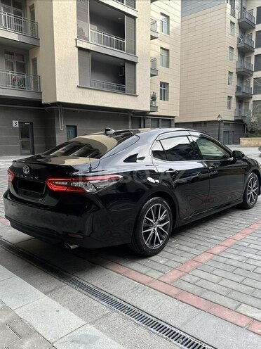 Toyota Camry-6