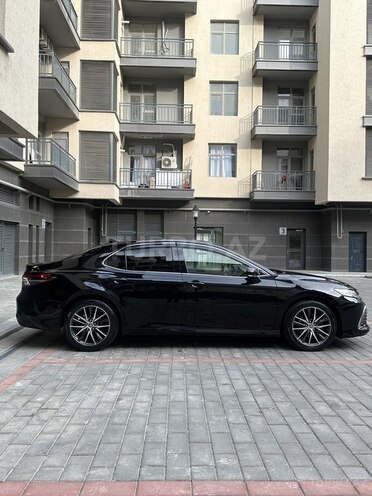 Toyota Camry-7