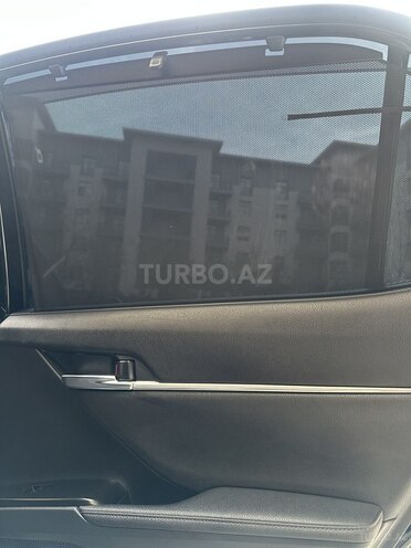 Toyota Camry-19