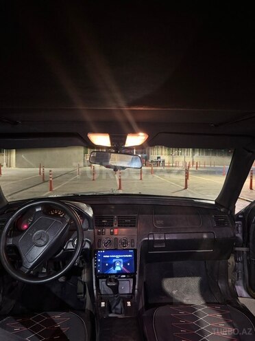 Mercedes C 200-4