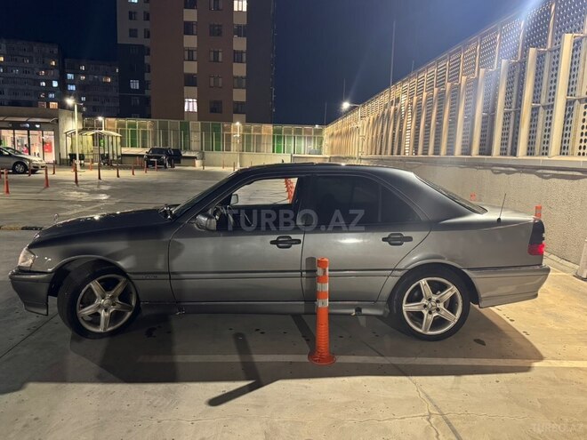 Mercedes C 200-3