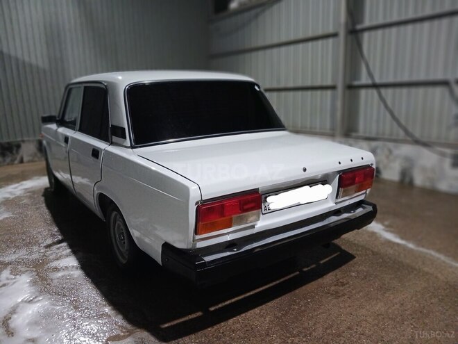 LADA (VAZ) 2107-13