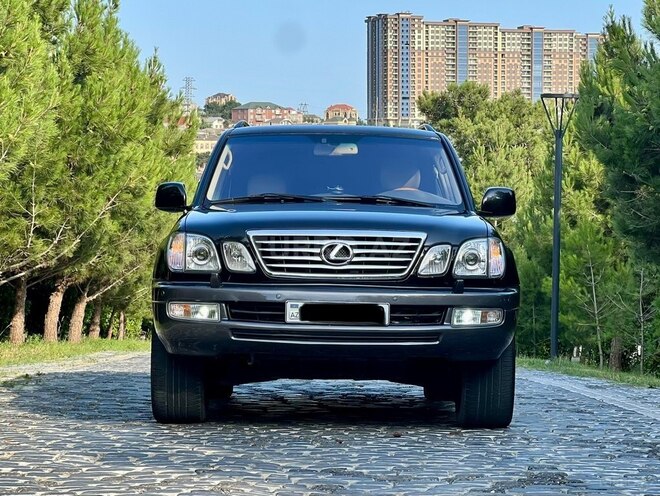 Lexus LX 470-1