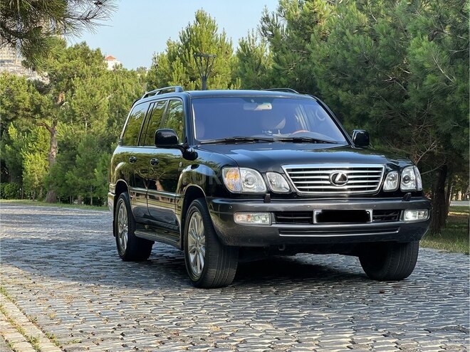 Lexus LX 470-4