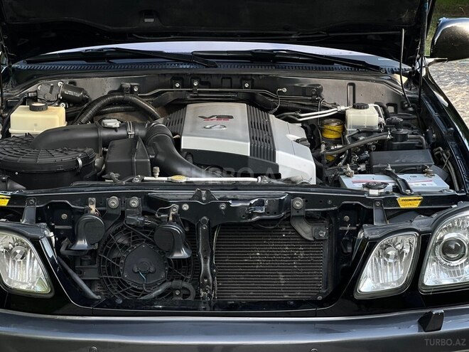 Lexus LX 470-14