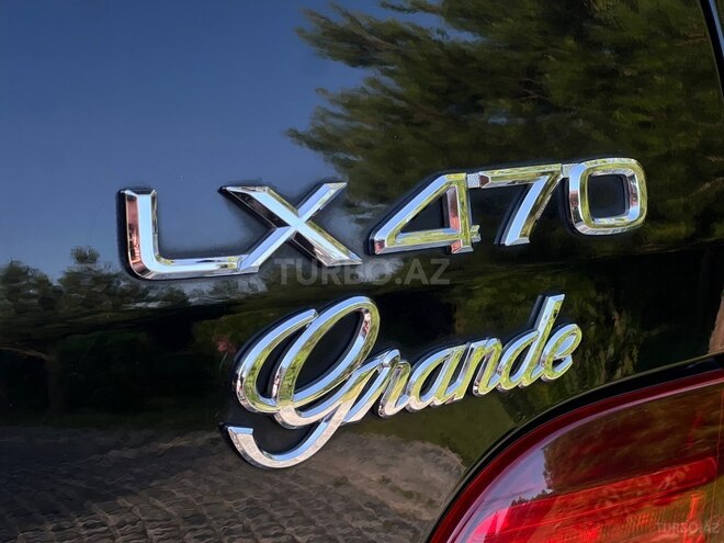 Lexus LX 470-16