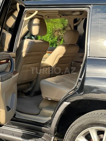 Lexus LX 470-9